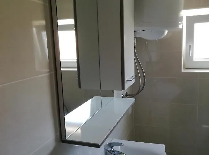 Kurelic Apartman Rab Town