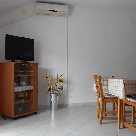 Kurelic Apartament *